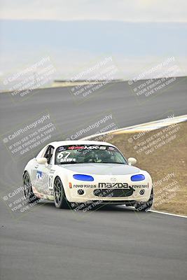 media/Jan-26-2025-CalClub SCCA (Sun) [[cfcea7df88]]/Group 1/Race/